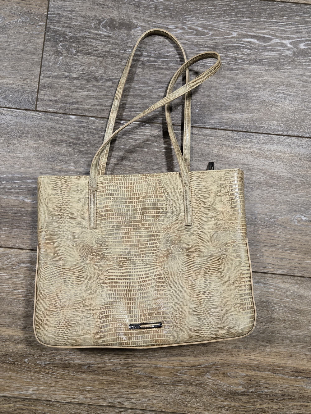 Vintage Y2K GUESS Beige Lizard-Embossed Shoulder Tote Bag - Silver G Logo Hardwa